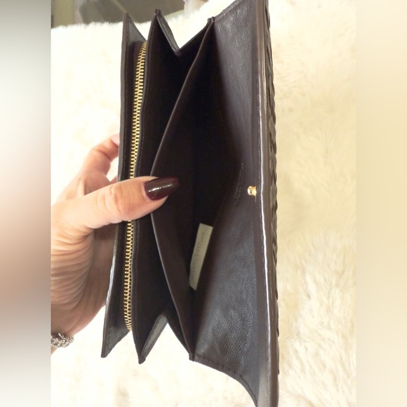 Bottega Veneta Intrecciato Wallet - Picture 13 of 16